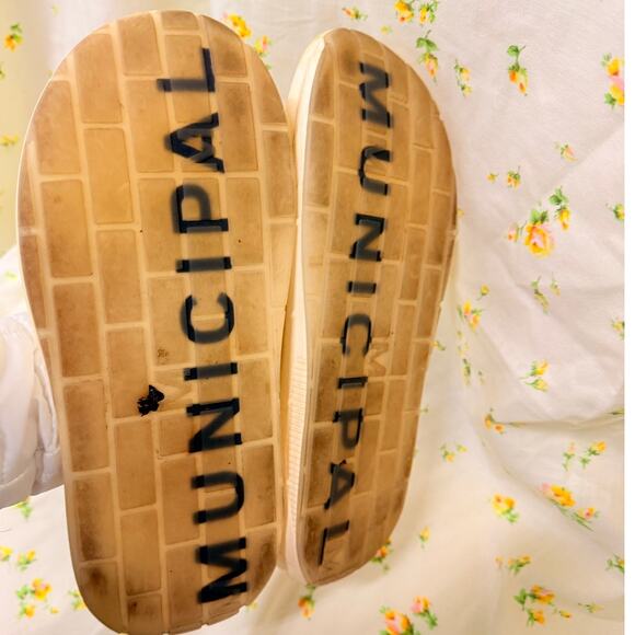 Municipal Podium Slides Mens 11 Gym Loungwear LA Hollywood Instagram - Picture 7 of 9